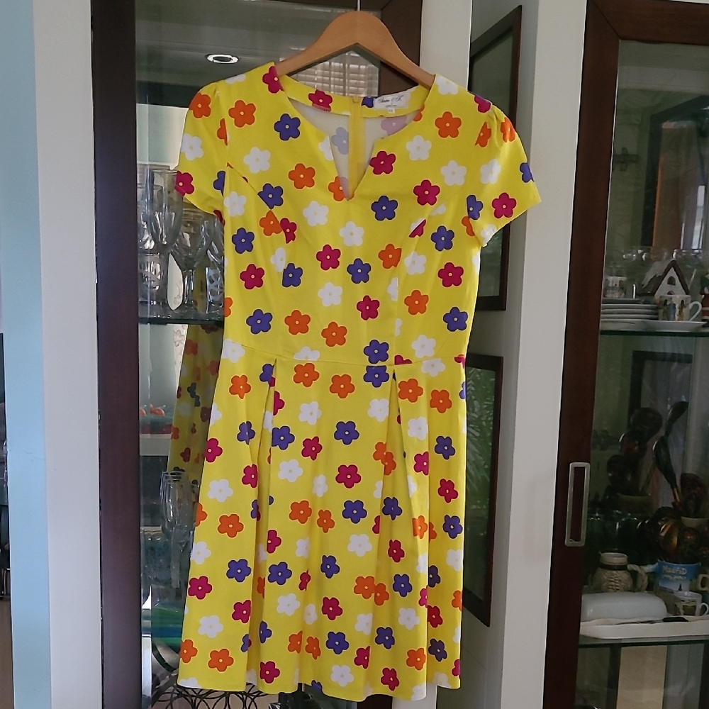 Beautiful Flower Dress ❤️